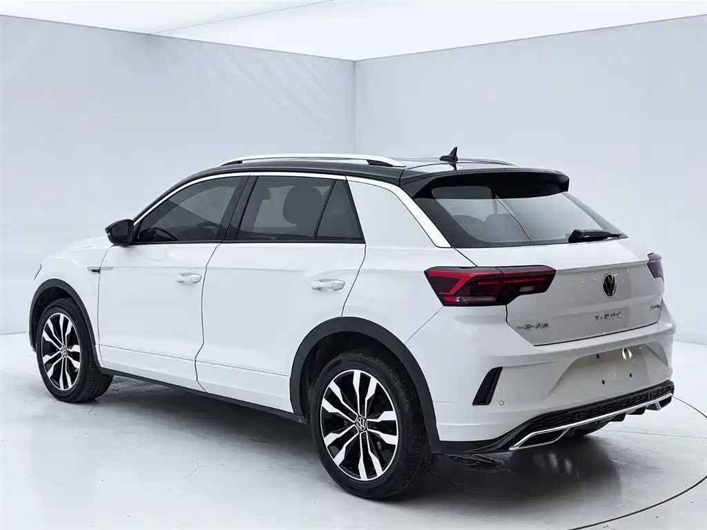 Volkswagen T-Roc 2021 — фото 4