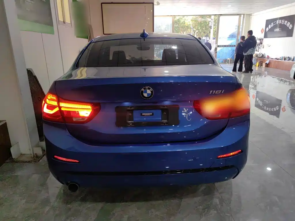 BMW 1 Series 2019