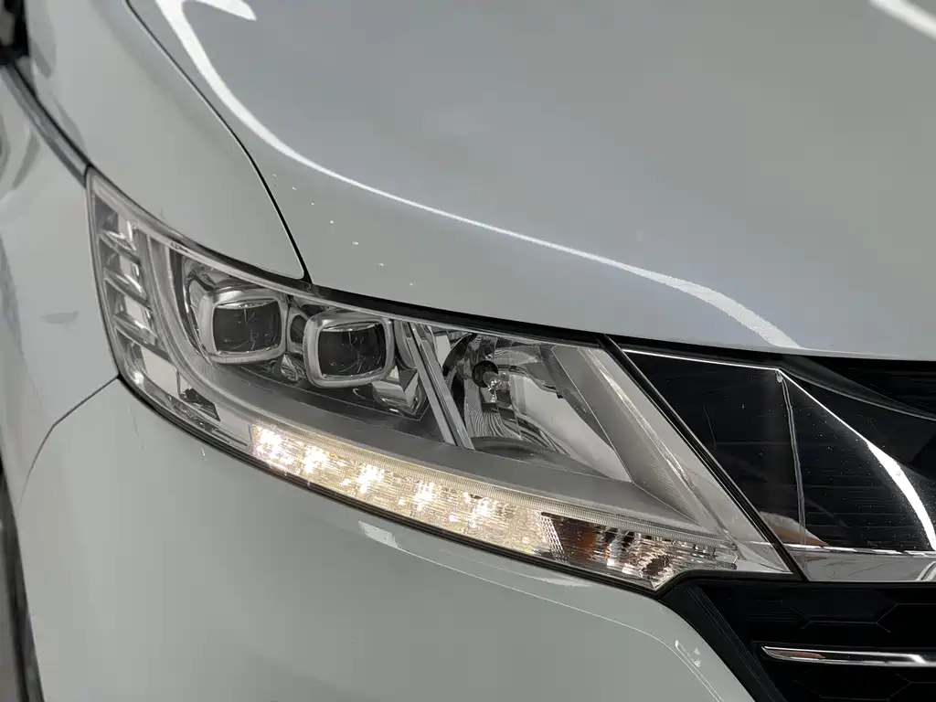 Honda Odyssey 2016 — фото 40