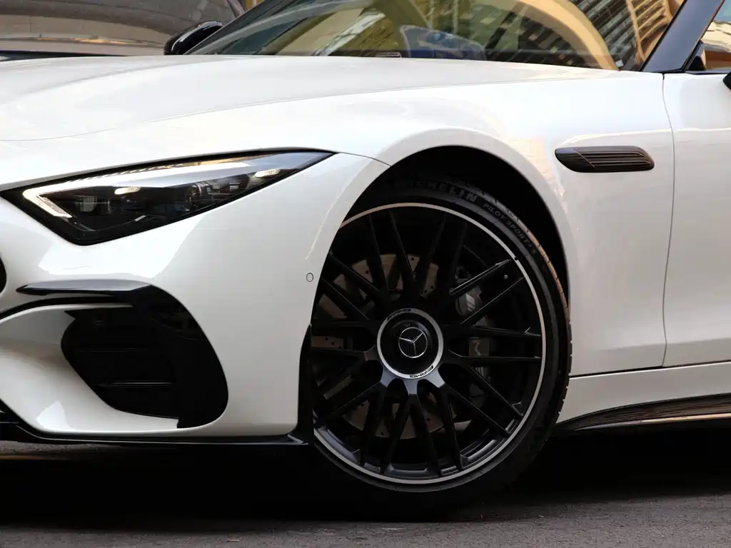 Mercedes-Benz SL-Class AMG 2024 — фото 21