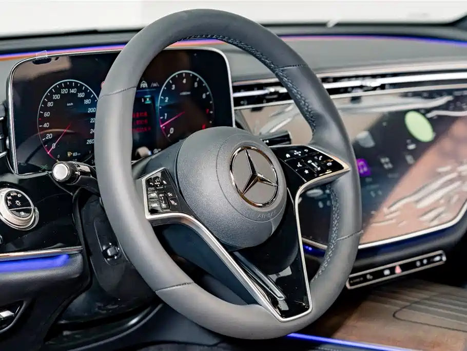 Mercedes-Benz E-Class 2026 — фото 10