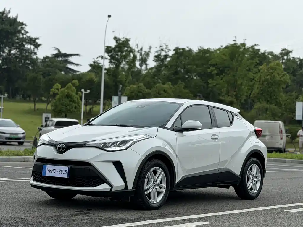 Toyota C-HR 2023