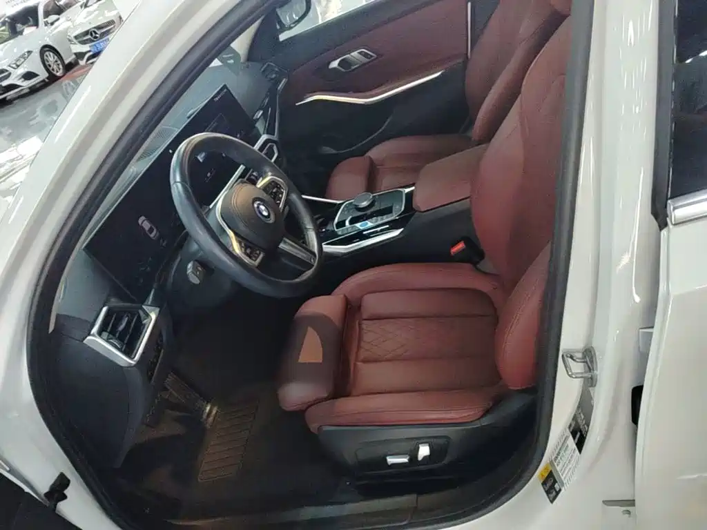 BMW i3 2023 — фото 15