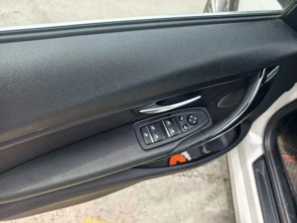 BMW 3 Series 2018