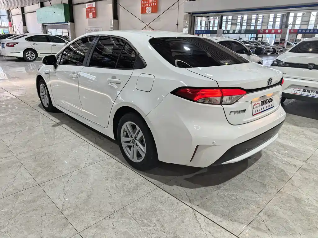 Toyota Levin 2022 — фото 17