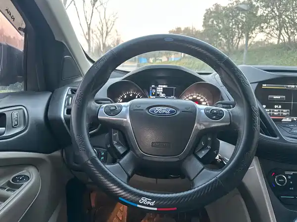 Ford Kuga 2013