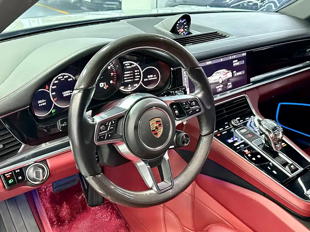 Porsche Panamera 2019 — фото 4