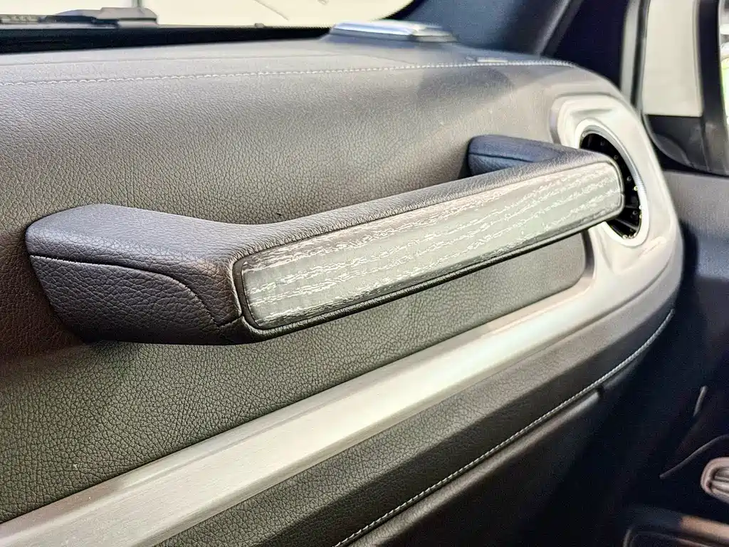 Mercedes-Benz G-Class 2022 — фото 14