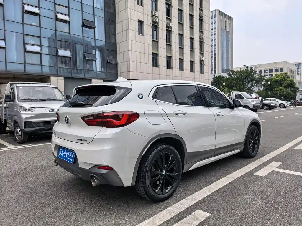 BMW X2 2023 — фото 5