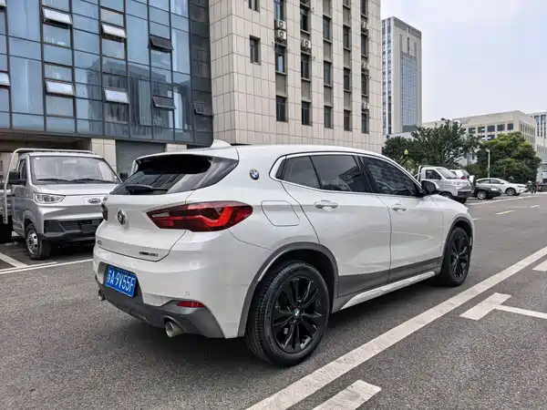BMW X2 2023