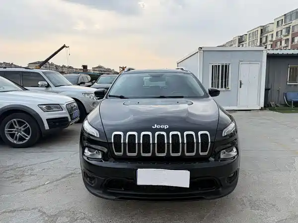 Jeep Cherokee 2016
