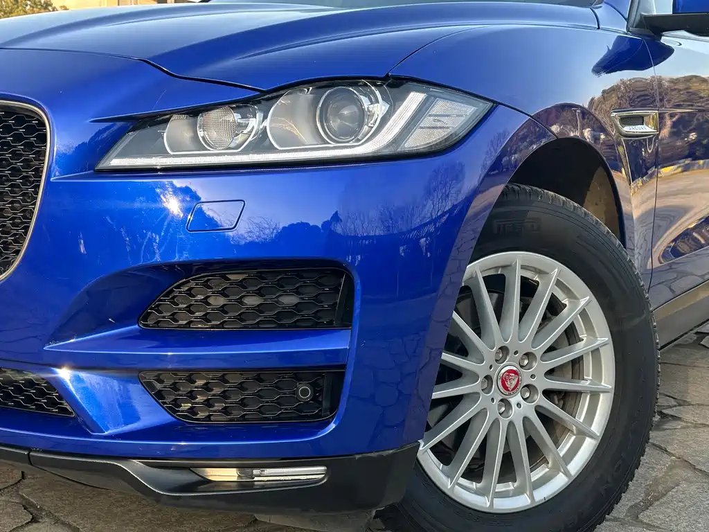 Jaguar F-PACE 2018 — фото 4