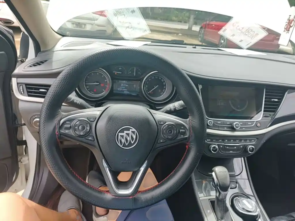 Buick Verano 2018 — фото 10