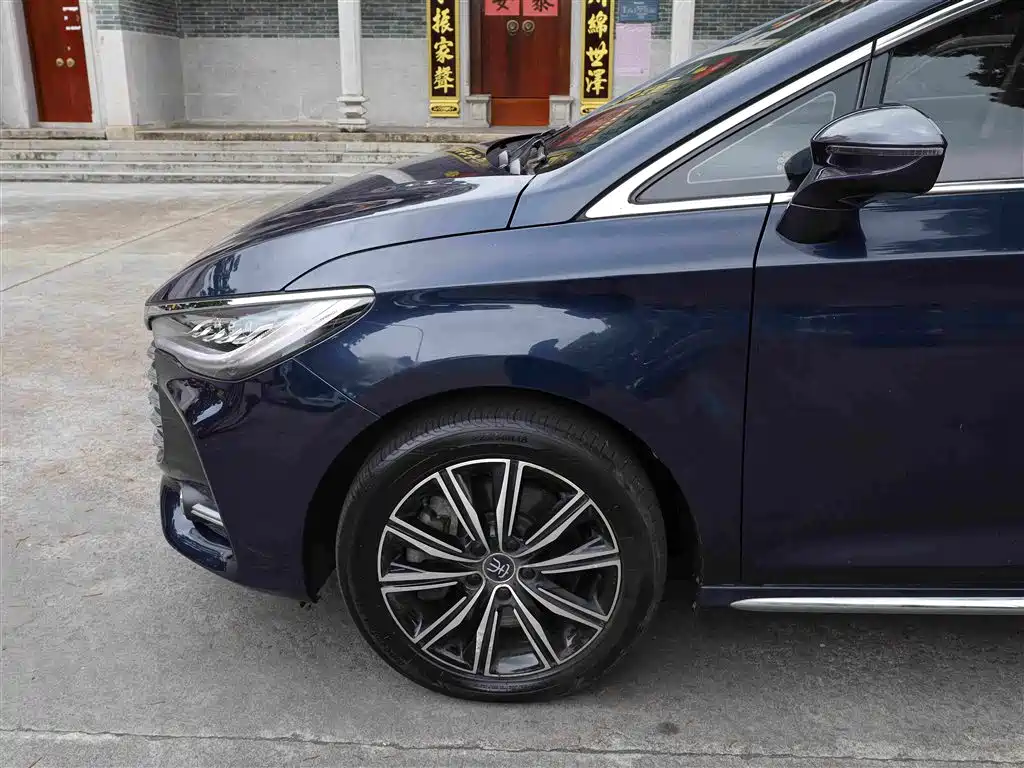 BYD MAX New Energy 2019 — фото 27