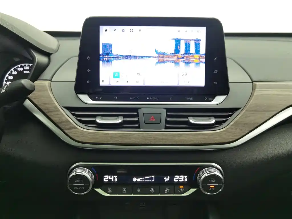 Nissan Teana 2022 — фото 12