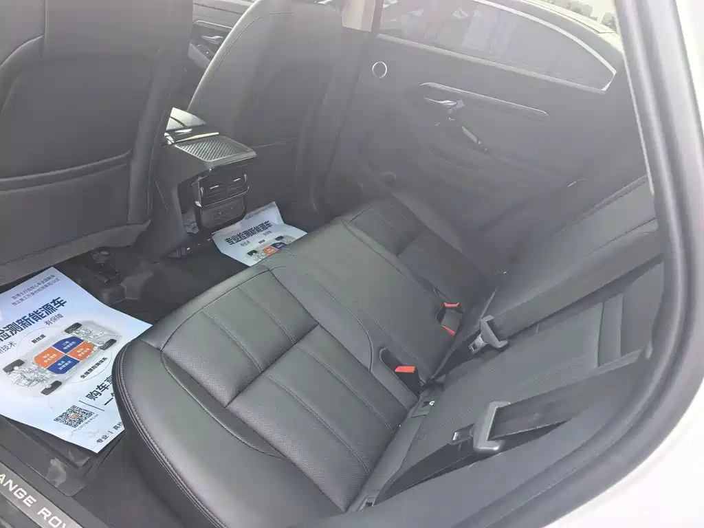 Land Rover Evoque 2022 — фото 12