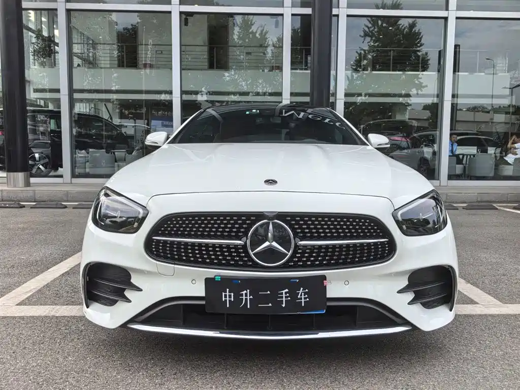 Mercedes-Benz E-Class 2021