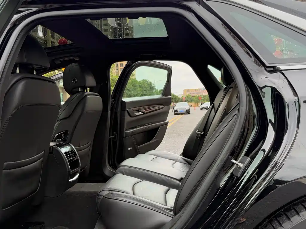 Cadillac CT6 2019 — фото 15