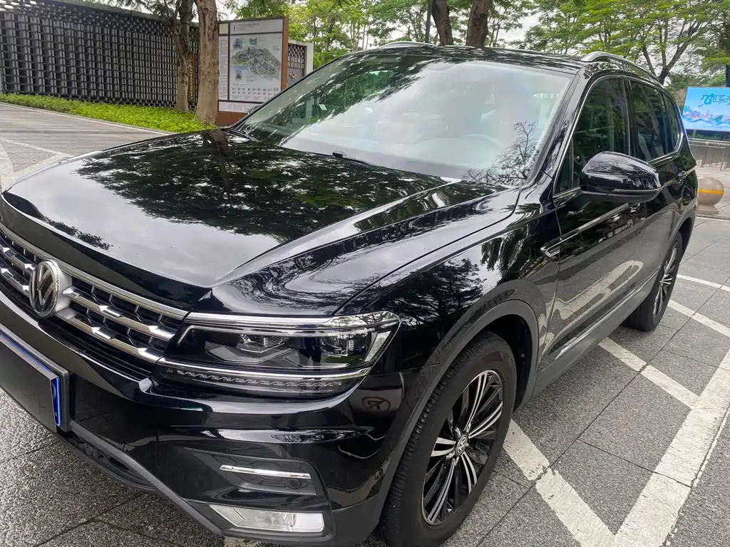 Volkswagen Tiguan L 2018 — фото 20