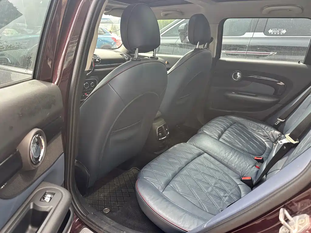 MINI Clubman 2016 — фото 14