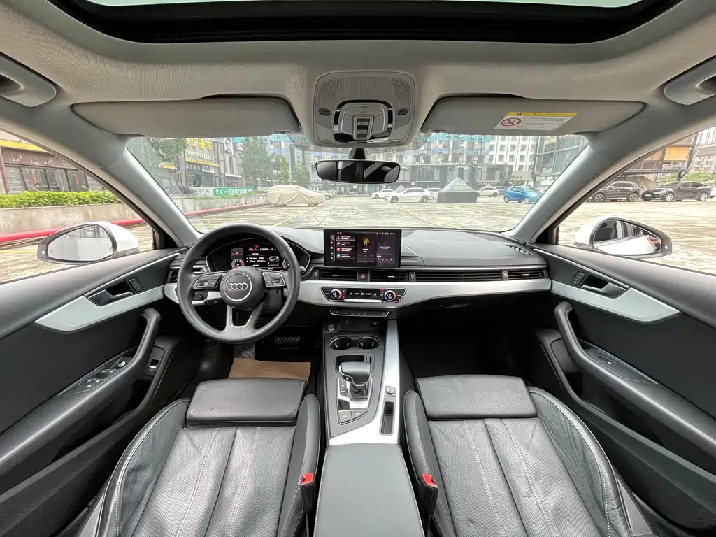 Audi A4L 2021