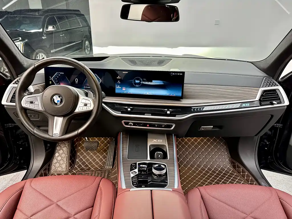 BMW X5 2025 — фото 10