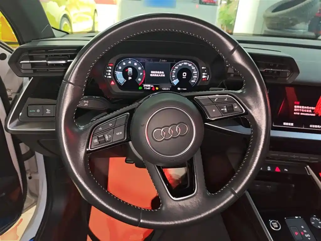 Audi A3 2021 — фото 11