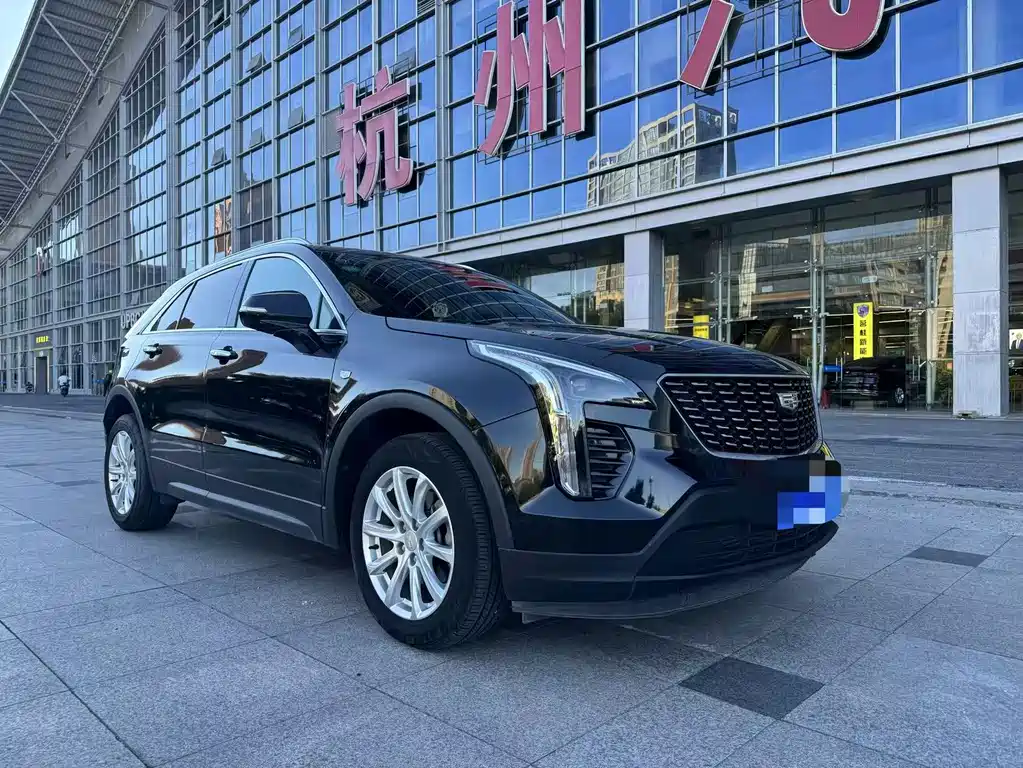 Cadillac XT4 2019 — фото 3