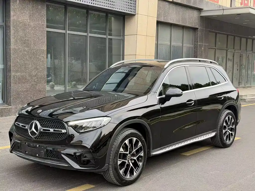 Mercedes-Benz GLC 2023