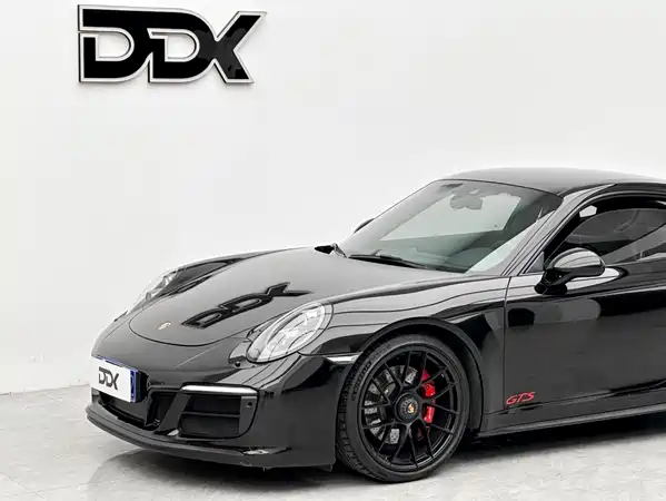 Porsche 911 2019