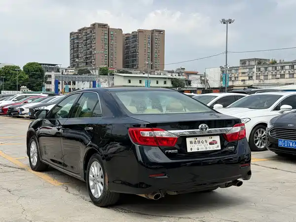 Toyota Camry 2013