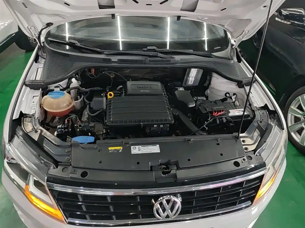Volkswagen Jetta 2019 — фото 20