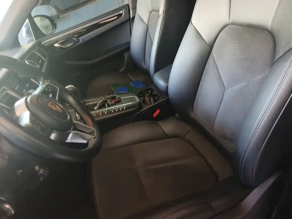 Porsche Macan 2017 — фото 16