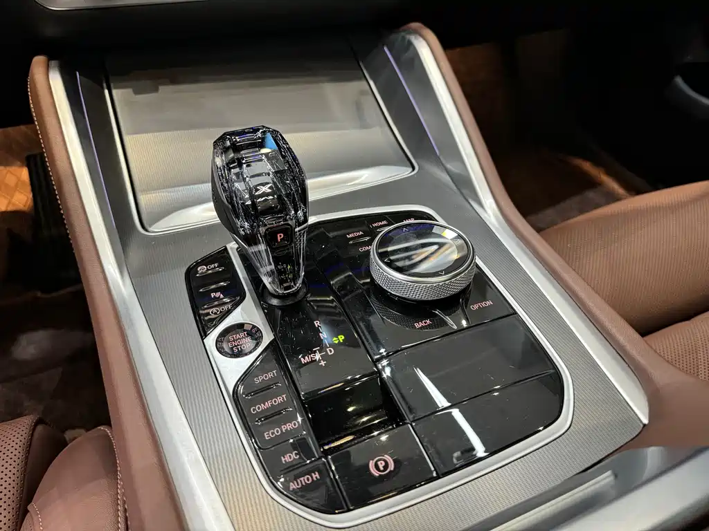 BMW X6 2023 — фото 13