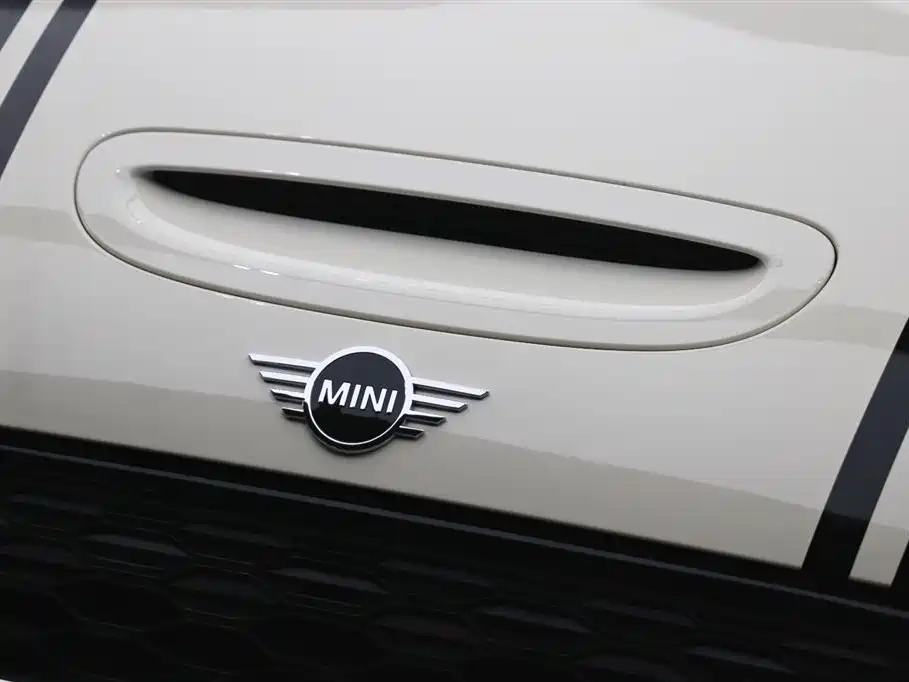 MINI Clubman 2020 — фото 27
