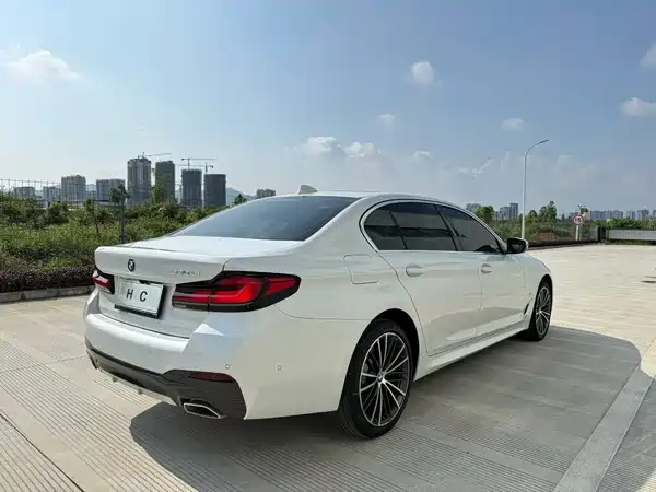 BMW 5 Series 2023
