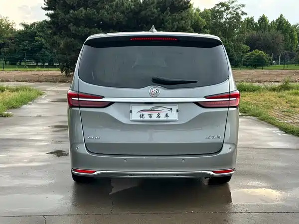 Buick GL8 2023