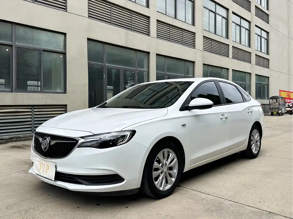 Buick Excelle 2020 — фото 1
