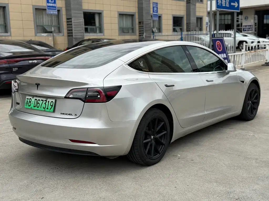 Tesla Model 3 2019 — фото 5