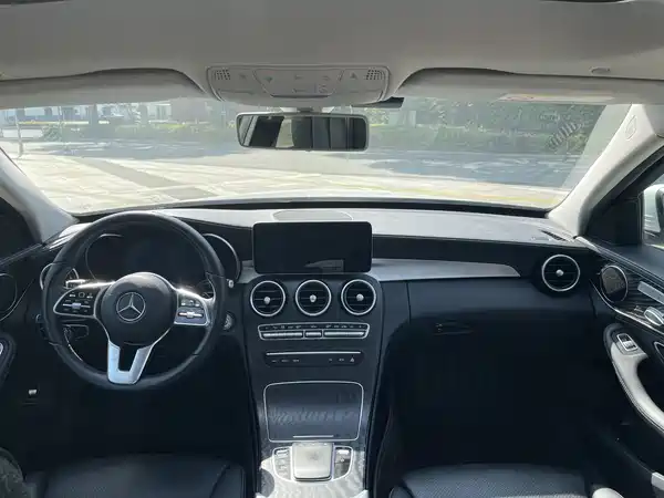 Mercedes-Benz C-Class 2019