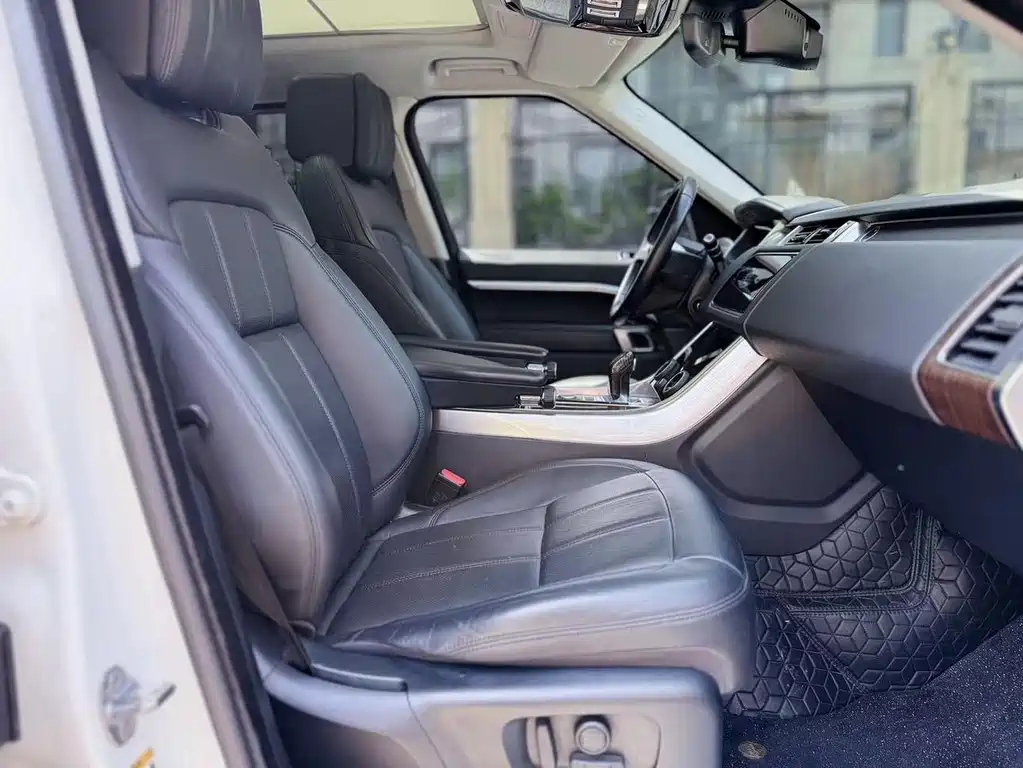 Land Rover Sport PHEV 2019 — фото 13