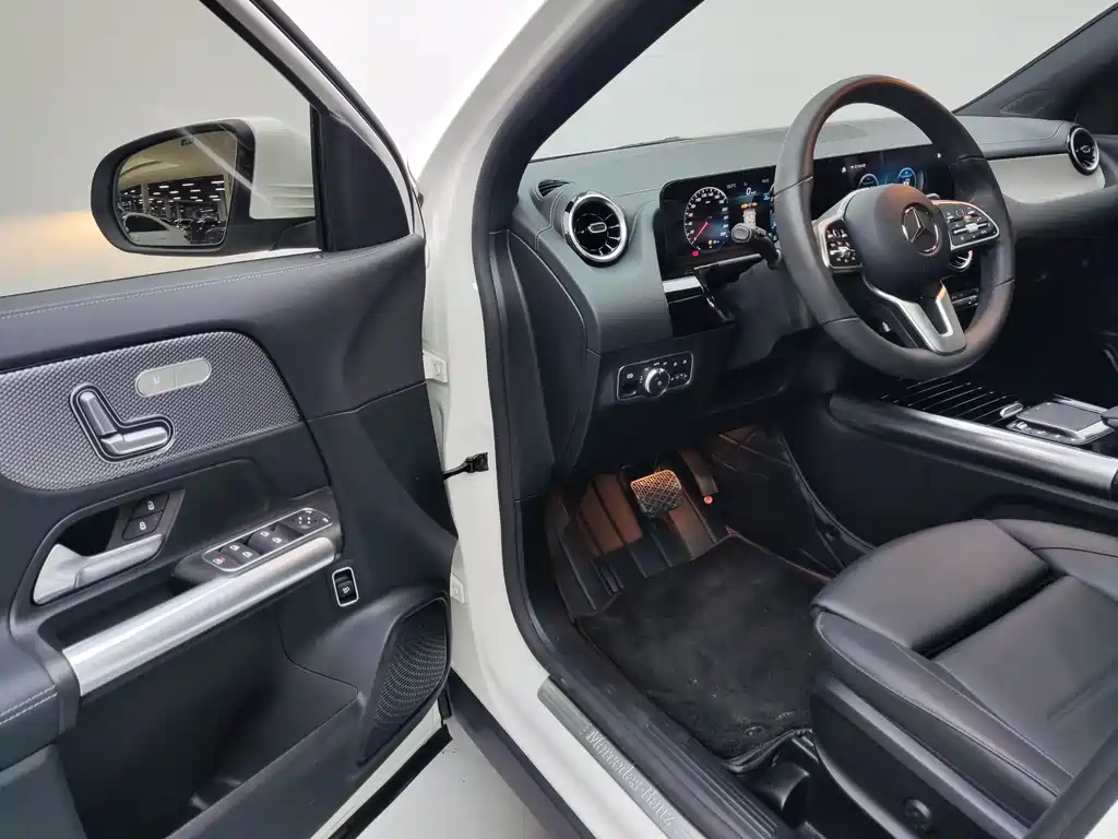Mercedes-Benz GLA 2021 — фото 11