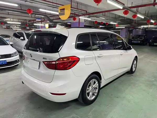 BMW 2 Series Wagon 2017