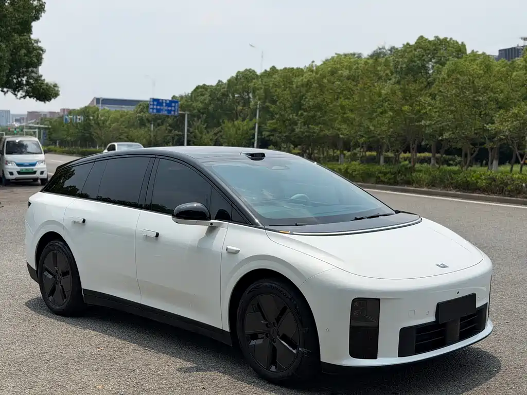Li Auto i6 2026