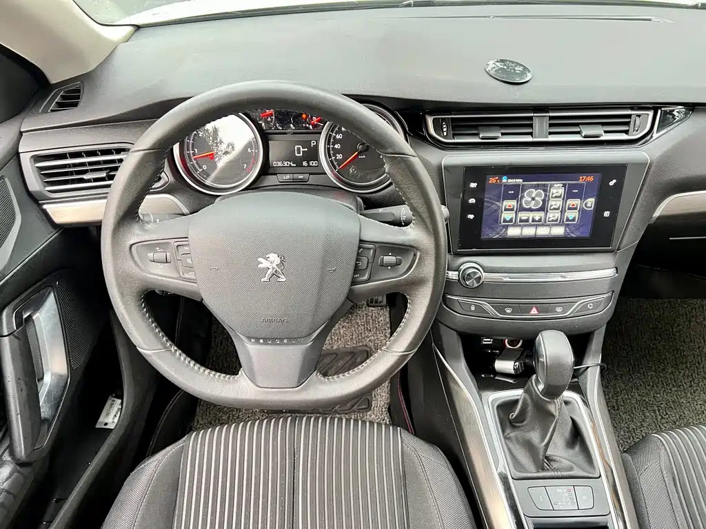 Peugeot 408 2016 — фото 10