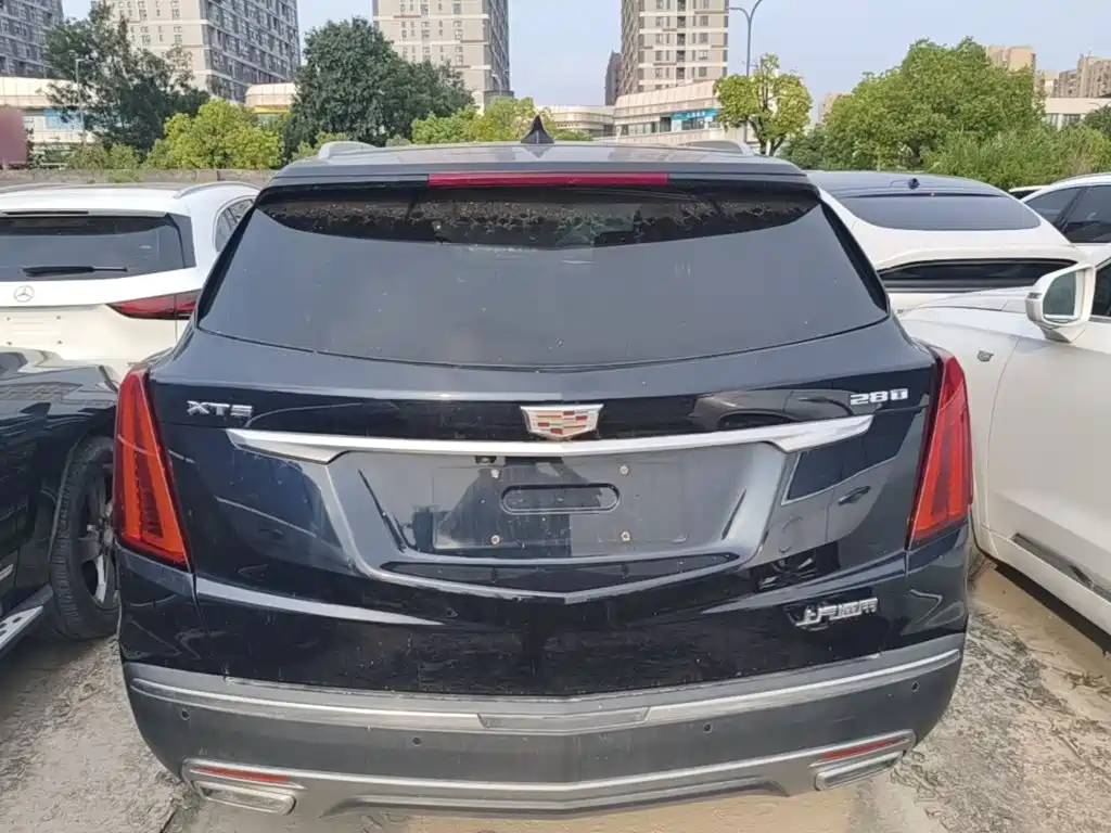 Cadillac XT5 2023 — фото 6