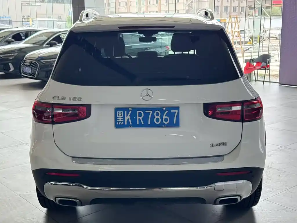 Mercedes-Benz GLB 2021 — фото 3