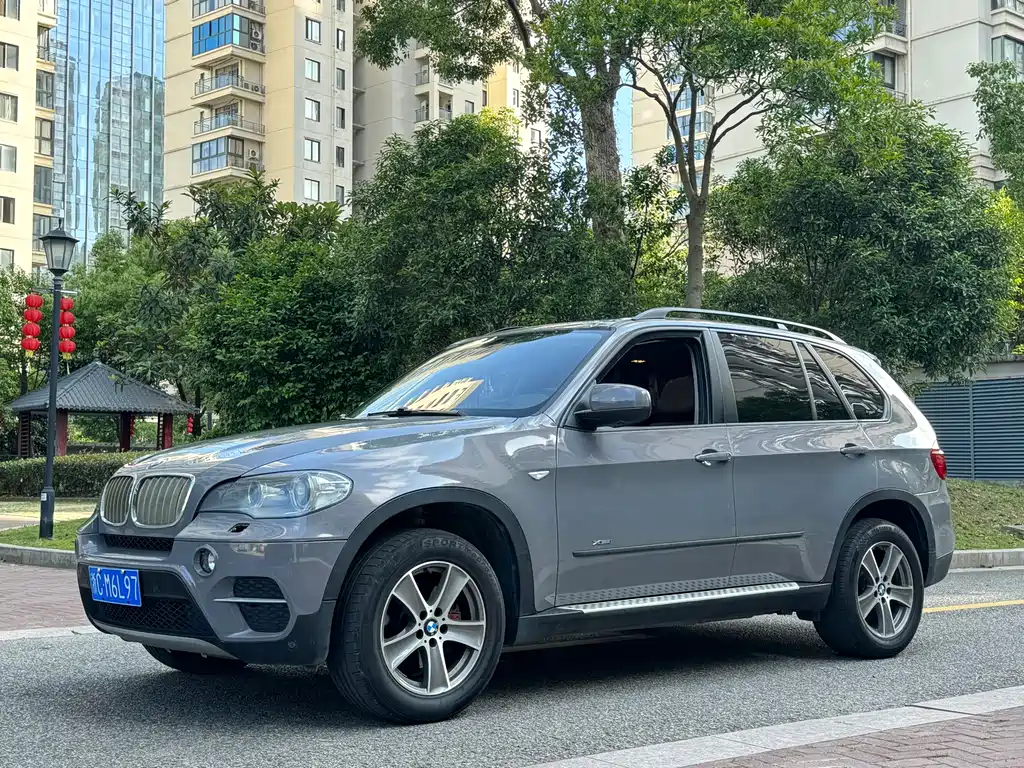 BMW X5 2012 — фото 2