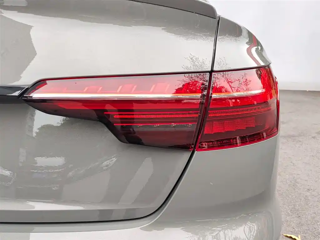 Audi S4 2023 — фото 23