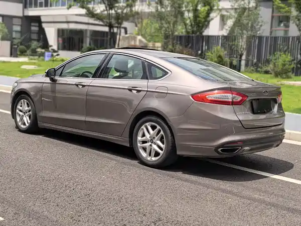 Ford Mondeo 2015